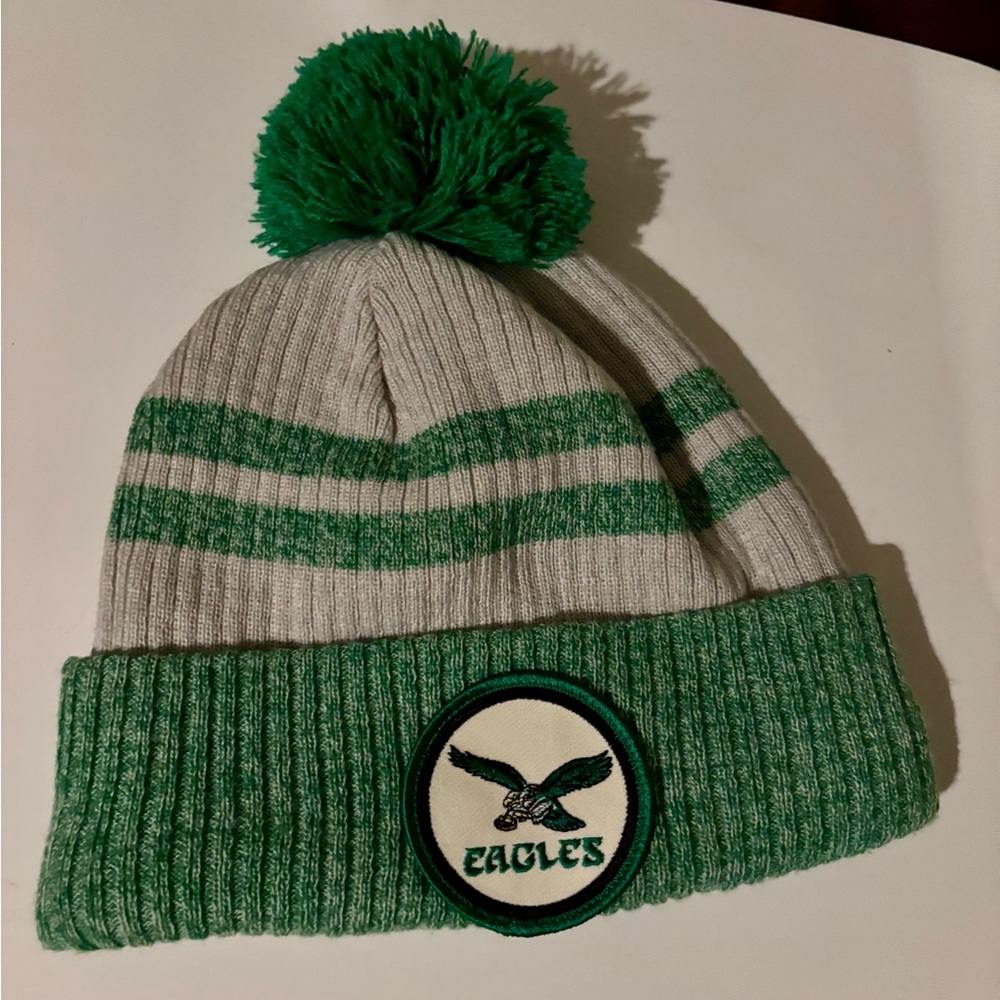 New Era Eagles Green and Gray Beanie